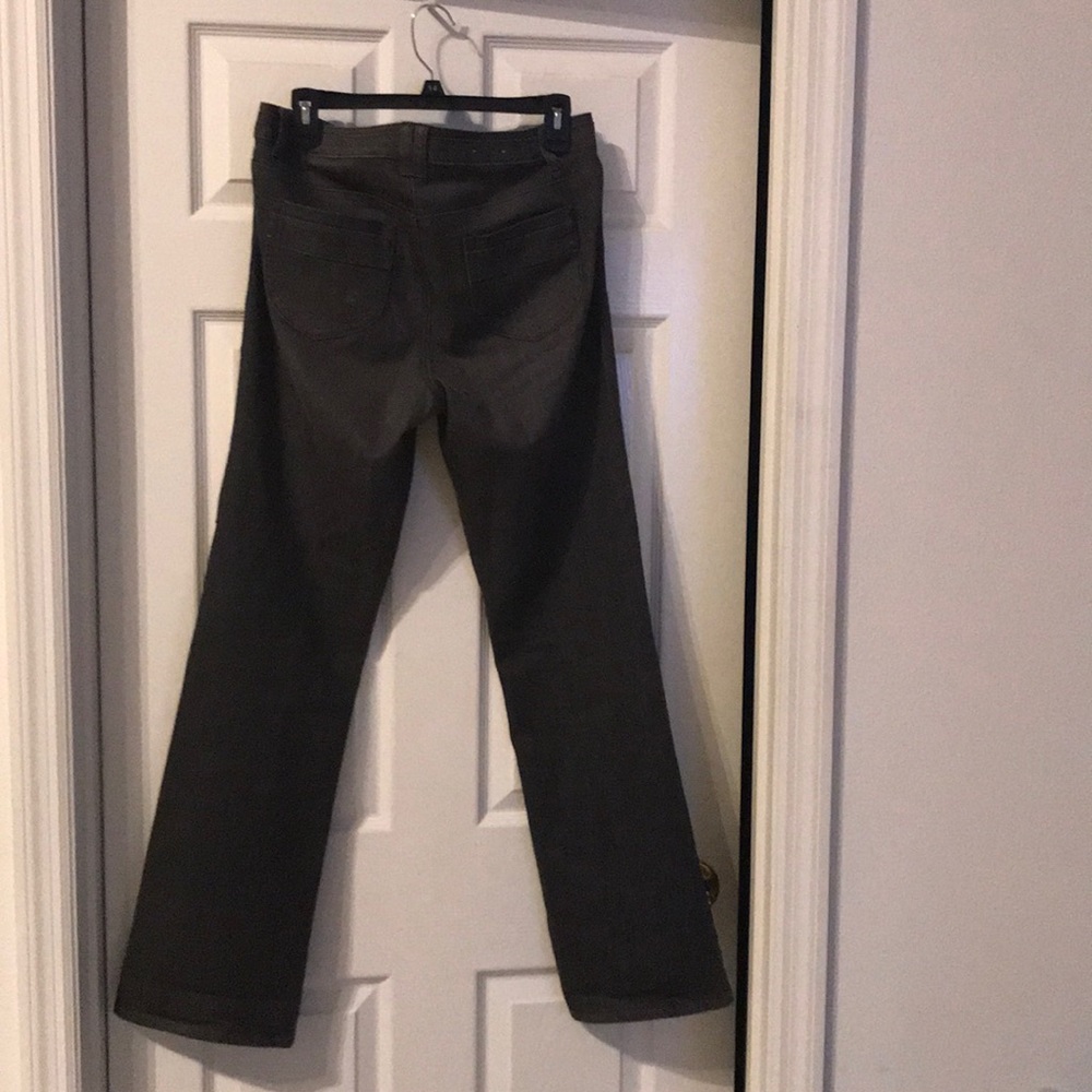 Jeans - Picture 2 of 3